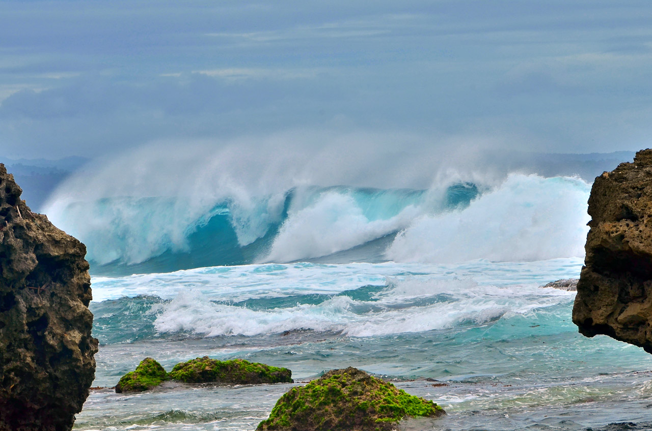 Jalan-jalan Yukk Ke Pantai Krui Dijamin Bikin Nagih Suasana Pantainya