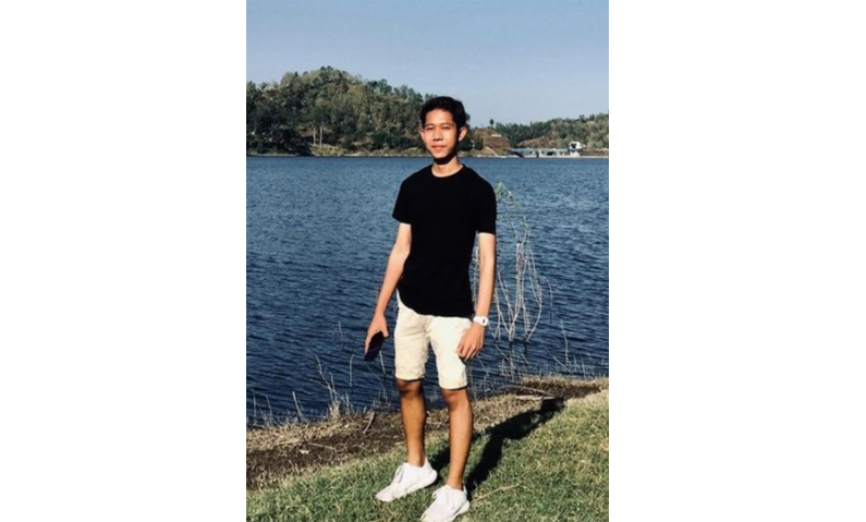 Eril Rela Bersepeda 36 km Hanya untuk Mengembalikan Sepatu yang Dipinjamnya!